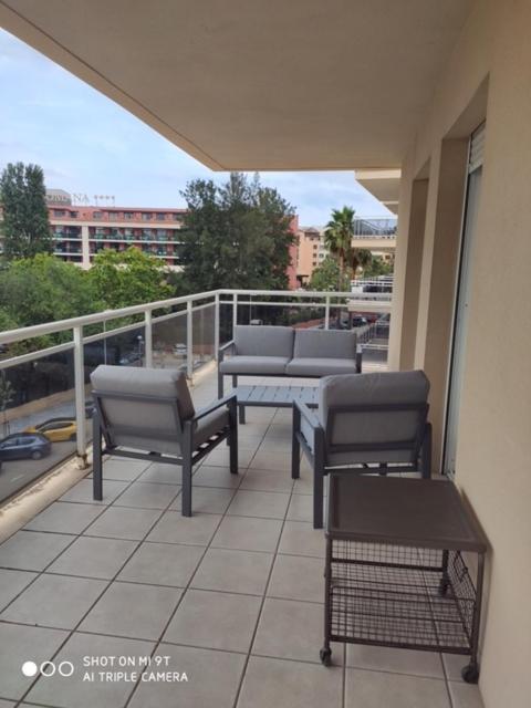 Appart Standing 2 Chambres 2Sdb Clim Piscine Parking Wifi Terrasse 21M2 Local Velo Port-Aventura, Plage, Centre Salou Luaran gambar