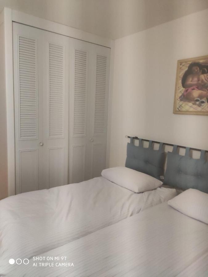 Appart Standing 2 Chambres 2Sdb Clim Piscine Parking Wifi Terrasse 21M2 Local Velo Port-Aventura, Plage, Centre Salou Luaran gambar